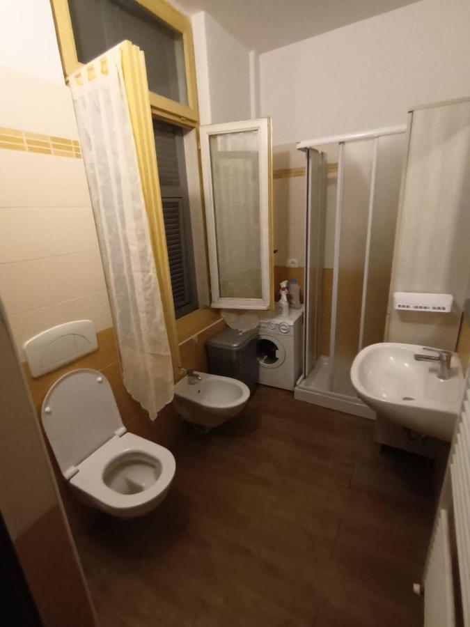 Апартаменты Casa Bianca Тортона Экстерьер фото